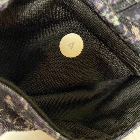 Lululemon Journey Crop Rocky Road Splatter🖤 - Picture 13 of 13